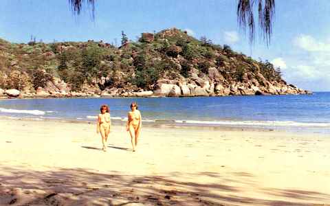 Balding Bay - Queensland Balding Bay - Queensland