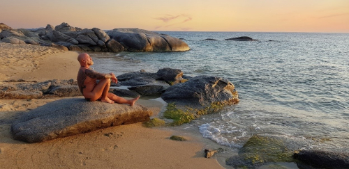 Daniel, sunset on Aghia Anna beach (Naxos 2019)