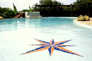 Chacara Colinas swimming pool