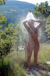 Outside shower at Las Lauzons